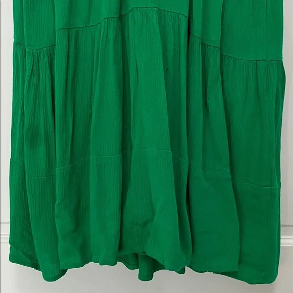 GOA Paris Kelly Green Ruffle Sleeve V-Neck Gauzy Tiered Mini Dress - Picture 6 of 13